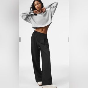 ALO YOGA HIGH-WAIST PURSUIT
TROUSER IN BLACK - BNWT!